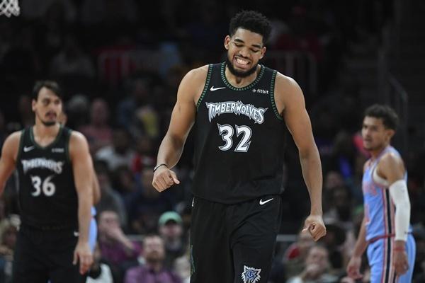 李镇全：战越南下半场我们出现了体能问题；踢韩国要全力以赴（李镇全：与越南之战后半程暴露体能短板；对阵韩国将倾尽全力）