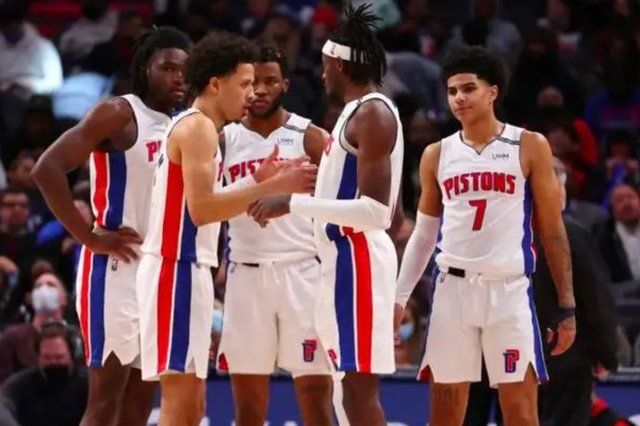 萨尔瓦多祝贺张志雄：是我安排首秀并推荐到重庆，由衷欣慰（萨尔瓦多贺张志雄：曾安排其首秀并力荐赴重庆，深感欣慰）