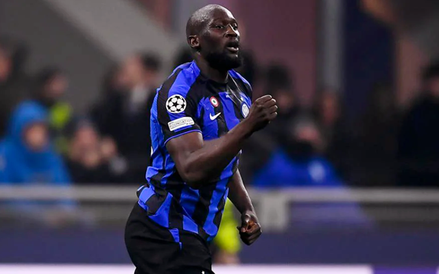 西部巅峰对决！约基奇三双机器能否压制爱德华兹的狂暴火力？（西部强强对话：三双之王约基奇能否遏制爱德华兹的暴走火力？）