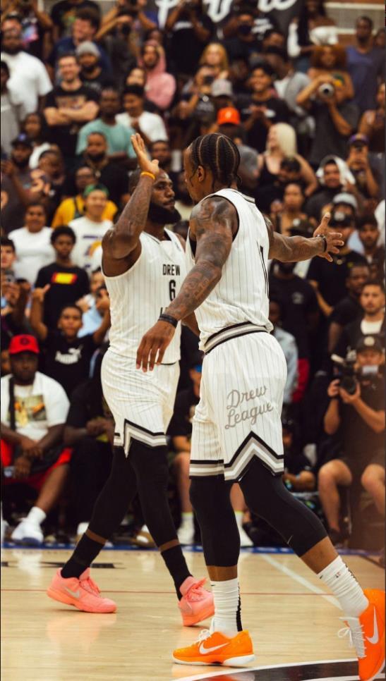 女子篮球联赛赛季最佳球员候选（女篮联赛本赛季最佳球员提名名单）