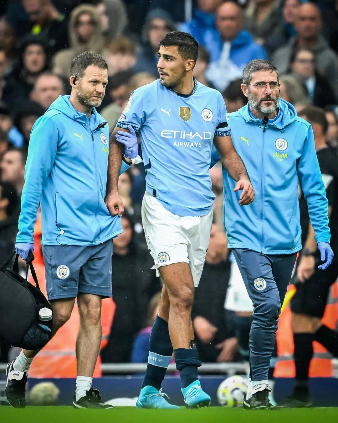 经纪人：小因扎吉欧冠决赛后才和新月谈判，若夺冠会留在国米（经纪人：小因扎吉将于欧冠决赛后再与新月商谈，若夺冠将留守国米）