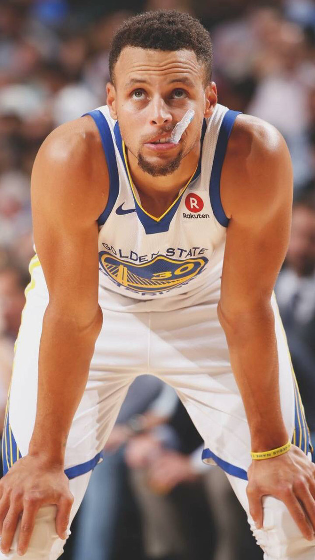 火箭年轻核心刷爆个人纪录（火箭新星刷新生涯纪录）