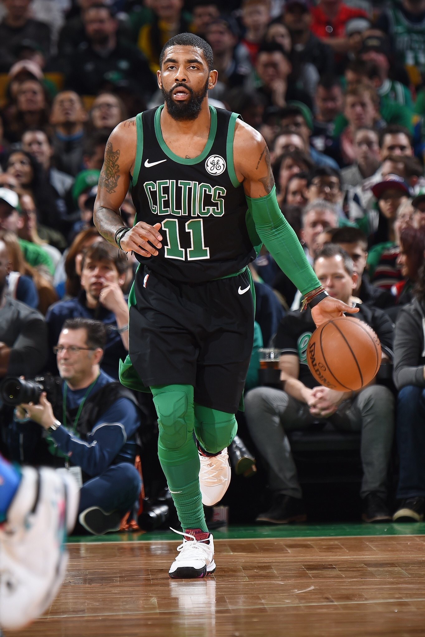 铜梁龙致谢蓉城：期待成渝两地共同推动西部足球事业蓬勃发展（铜梁龙感谢蓉城，盼成渝携手助推西部足球腾飞）