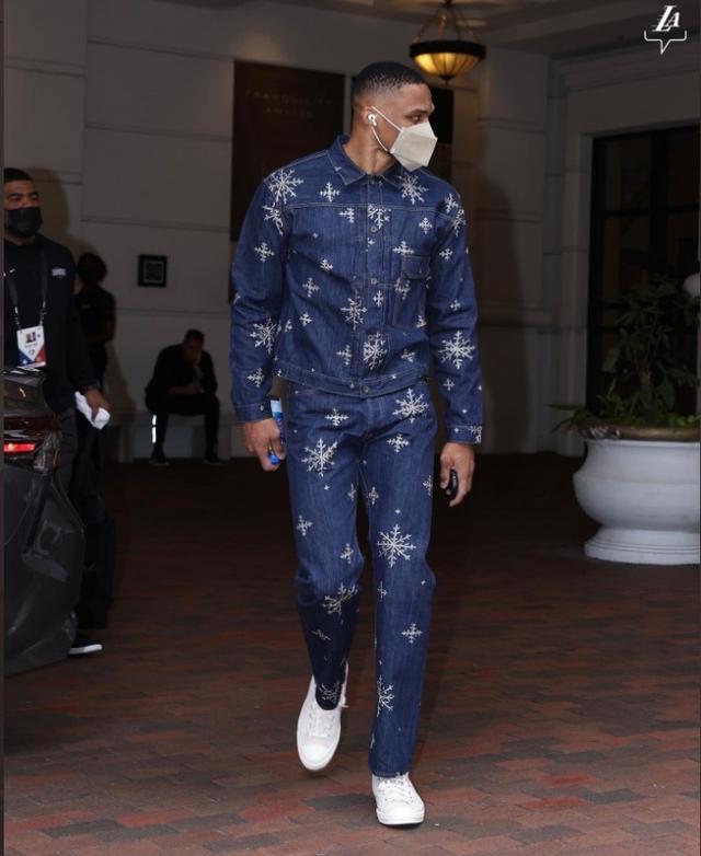 西媒：出于安全考虑，皇马国王杯对手不会在主场搭建额外看台（西媒：安全因素下，皇马国王杯对手主场不增设临时看台）