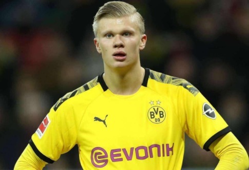 创造历史！弗拉格成为NBA历史上单场助攻上双最年轻的球员（弗拉格创下纪录，成为NBA史上最年轻完成单场助攻上双的球员）