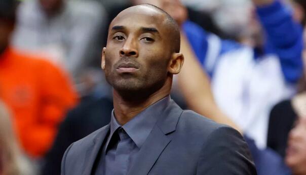 京媒：冯博轩因伤缺席今天的赛前训练，李磊今天出现在训练中（京媒：冯博轩伤缺今日赛前训练，李磊现身训练场）